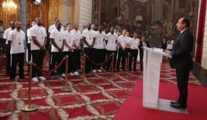 Discours devant les basketteurs français champions d'Europe