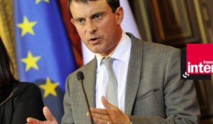 Valls : "Les Roms ont vocation à revenir en Roumanie"
