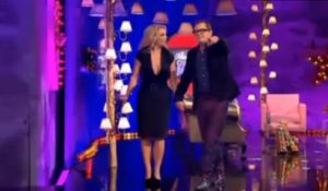 Britney Spears whips people on Alan Carr Chatty Man!!