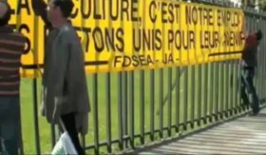 Saint-Brieuc. 400 éleveurs de porcs en colère