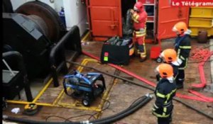 Saint-Quay-Portrieux. Un ponton-grue prend l'eau, les opérations de pompage en images