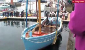 Tonnerres de Brest. Le Saint-Guénolé remis à l'eau