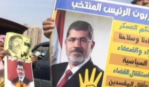 Procès Morsi: les partisans de l'ex-président égyptien manifestent pour son retour - 05/11
