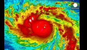 Le typhon Haiyan va frapper les Philippines