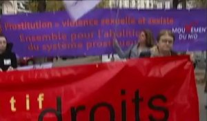 Prostitution : pro et anti-proposition de loi manifestent à Paris