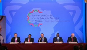 Conférence de presse conjointe en clôture du Sommet de l'Elysee pour la Paix et la Sécurité en Afrique