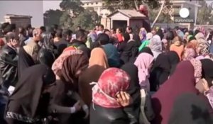 Un jncendie déclenché par des manifestants dans l'enceinte de l'université Al Azhar