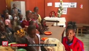 Naomie, 13 ans, orpheline de guerre en Centrafrique