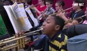 Boy With No Arms Plays The Trumpet!!