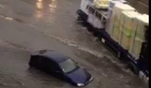 Inondations de l'autoroute à Rouen