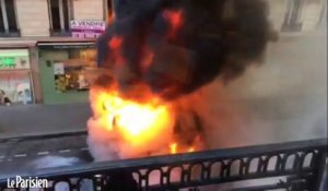 Un bus brûle en plein Paris