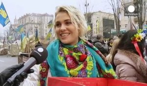 A Kiev pour la St Valentin : "Faites l'amour, pas la guerre"