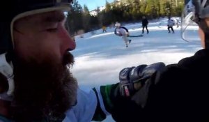 Match de Hockey sur un lac gelé filmé à la GoPro. POV!