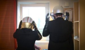 Se faire passer pour les Daft Punk aux Brits Awards - Enorme!!!