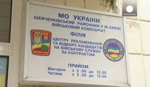 Forte affluence dans les centres de recrutement de l'armée ukrainienne