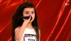 A 7 ans, une petite chanteuse reprend Billie Holiday et épate le jury de "Norway's Got Talent"