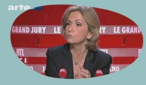 Valérie Pécresse & les emplois marchands - DESINTOX - 13/01/2014