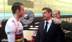 Nicolas Sarkozy visite le vélodrome national