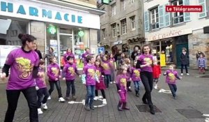 Landerneau. le flash mob des enfants bretonnants