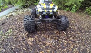 Voiture RC avec une GoPro qui filme à 360º