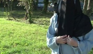 Suisse: le canton de Tessin vote contre la burqa