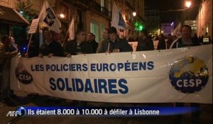 Portugal : des milliers de policiers dans la rue