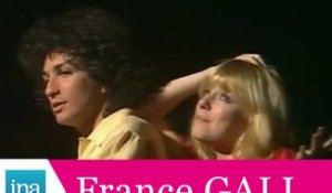 France Gall "Chanson pour consoler" (live officiel) - archive INA