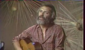 Georges Moustaki "Voyage" (live officiel) - Archive INA