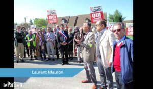Saint-Cyr-l’Ecole : manifestation contre les nuisances des avions.