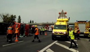 Piolenc : un camion se couche sur l'A7, l'autoroute bloquée