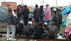 La police évacue un camp de migrants à Calais