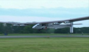 Premier vol pour l'avion solaire Solar Impulse 2
