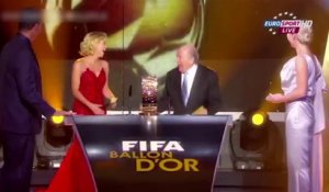 Blatter adore danser, mais ça n'a pas toujours été le cas