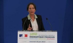 Ségolène Royal présente le projet de loi de programmation pour la transition énergétique : "Pour un nouveau modèle énergétique Français"