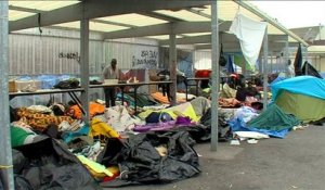 Migrants à Calais : des places d’hébergement libérées « dans toute la France », promet le préfet