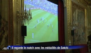 France - Honduras: Hollande regarde le match à l'Élysée