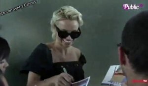 Exclu Vidéo : Pamela Anderson débarque à Cannes avec ses 10 valises !