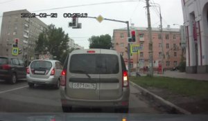 Une camionette provoque plusieurs accidents (Russie)
