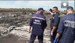 Vol MH17: les dépouilles des passagers récupérées