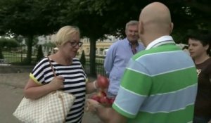 "Mangez des pommes". Les Polonais se mobilisent contre Poutine