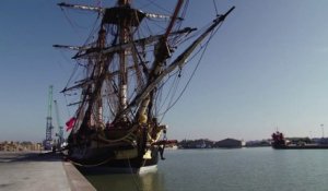 La frégate l'"Hermione" prend le large