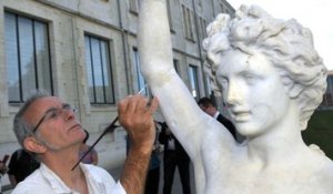 VIDEO.On a retrouvé les statues de la Brèche à Niort