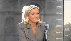 "Sarkozy devrait sortir un miroir, il trouvera le coupable de son échec", juge Marine Le Pen