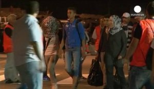 Des migrants secourus en mer et qui exigent qu'on les emmène en Italie