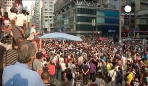 Hong Kong : les manifestants attaqués rompent le dialogue