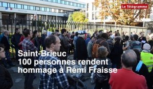 Saint-Brieuc. 100 personnes rendent hommage à Rémi Fraisse
