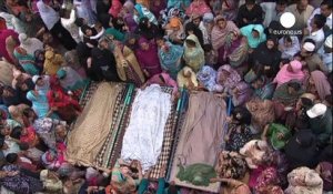 Le Pakistan en deuil après l'attentat sanglant de Wagah