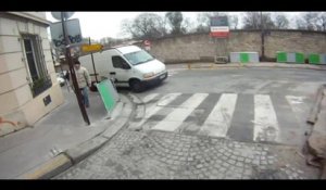 Quelle infraction des cyclistes vous agace le plus?