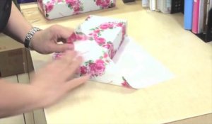 Japon : il emballe des cadeaux en 10 secondes !