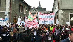 Grève historique dans les écoles et collège de Bellegarde